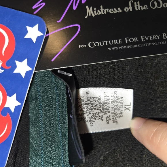 Pinup Couture Black and Green Bodycon Dress with Sweetheart Neckline - Picture 4 of 4